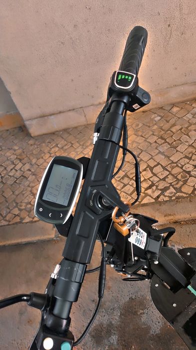 Scooter elétrico
