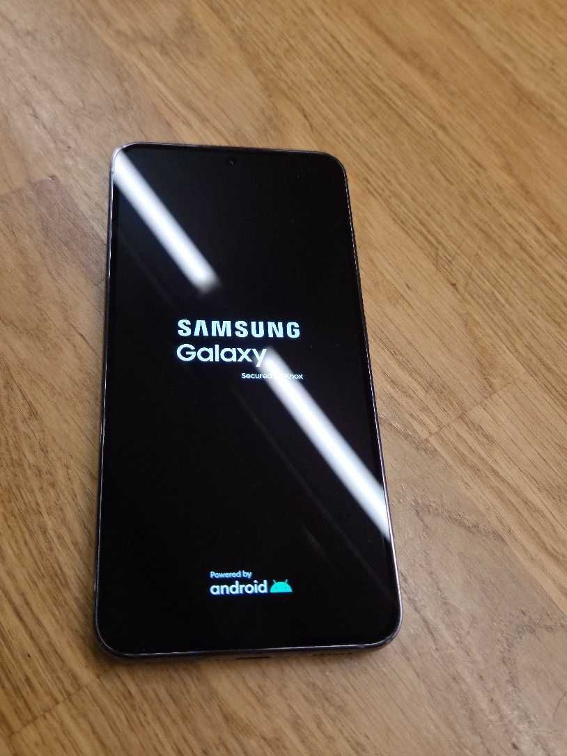Samsung Galaxy S23 5G SM-S911B dual Sim 256GB 8GB Stan prawie Idealny