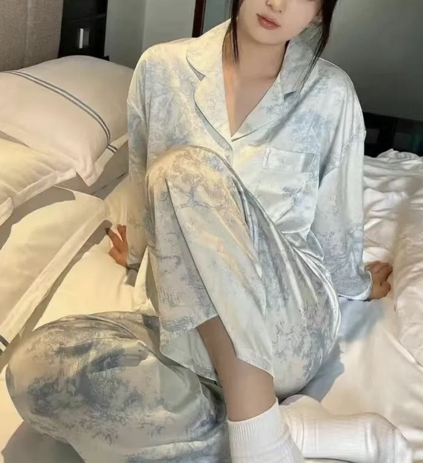 Жіноча атласна піжама для сну і дому. Штани + сорочка