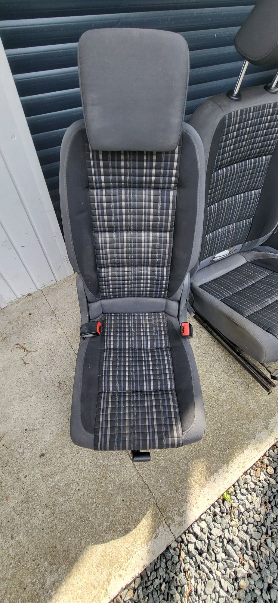 Komplet foteli VW touran cross 2011 rok 1t3 lift