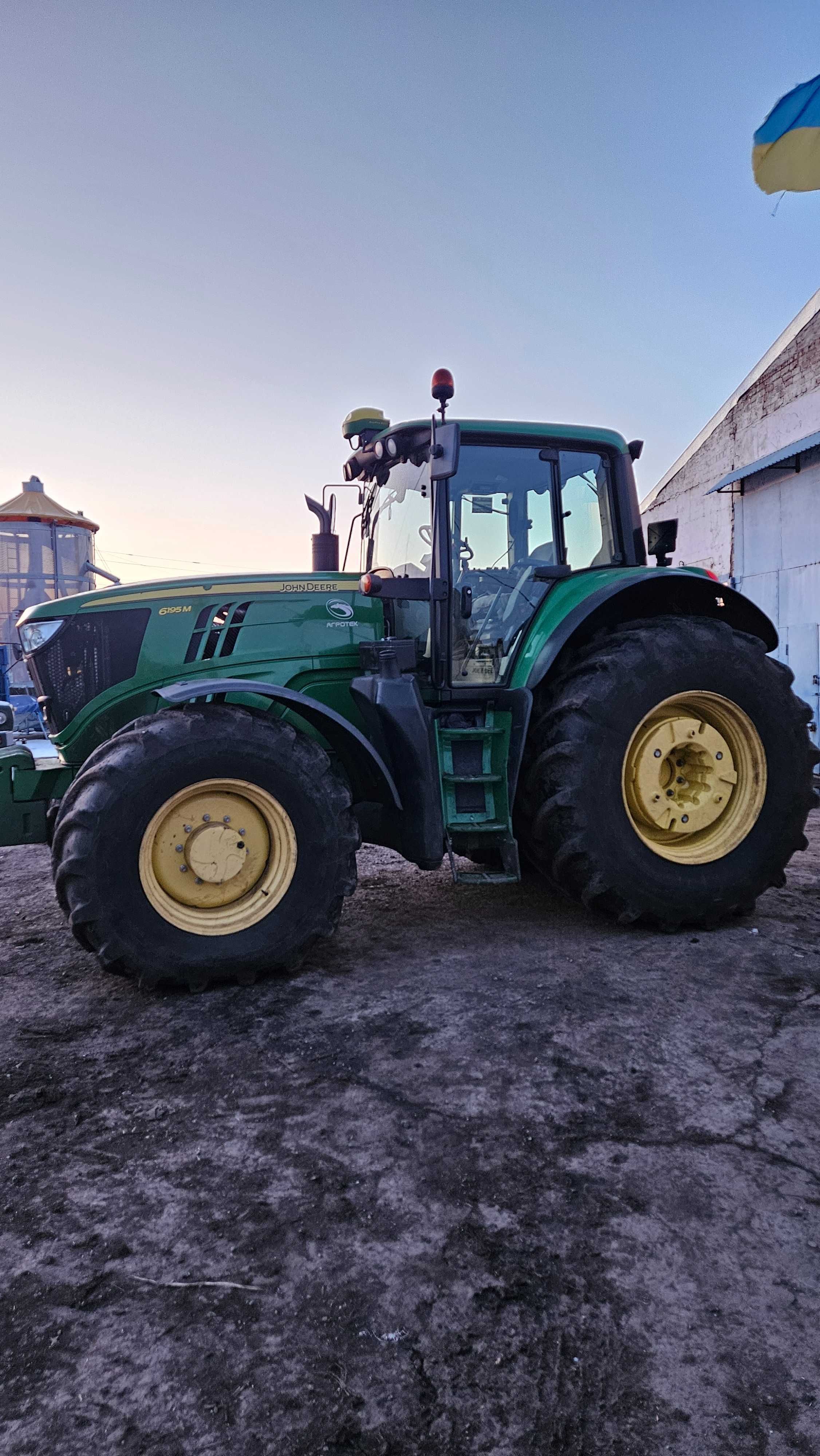 Трактор John deere 6195M 2017