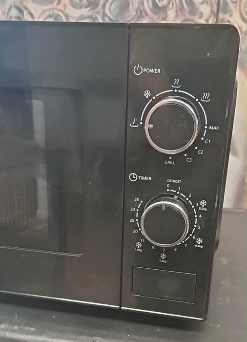 Microondas Flama 700W c/ grill usado