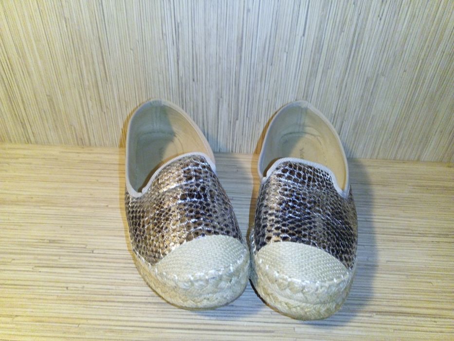 Srebrne espadryle