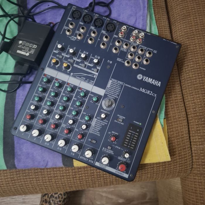 Мікшерний пульт аналоговий