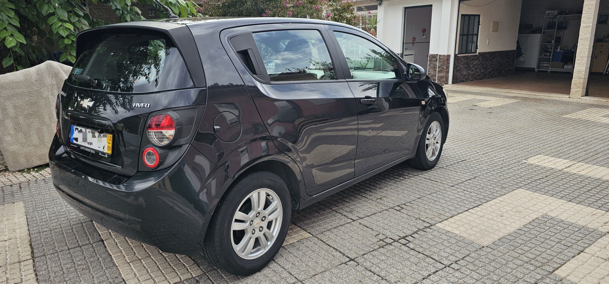 Aveo Chevrolet 2012
