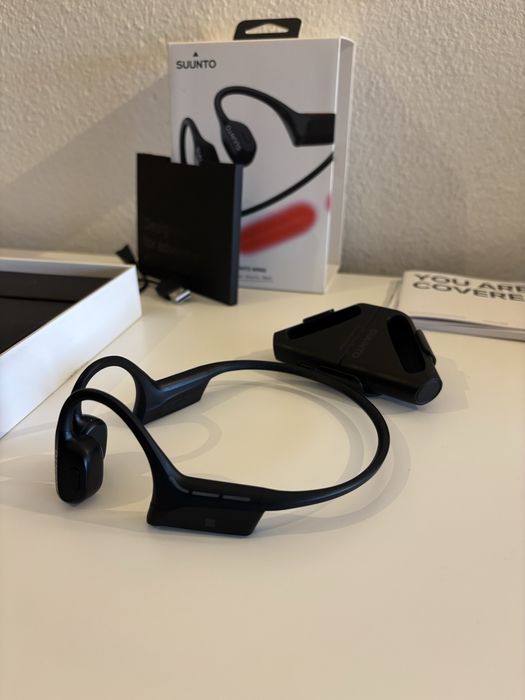 Auriculares Bluetooth Suunto Wing Pretos