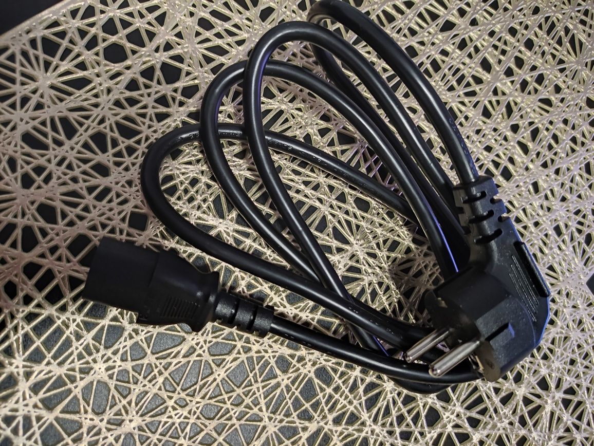 Kabel zasilający