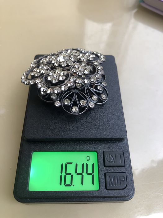 Брошки ссср дві штуки