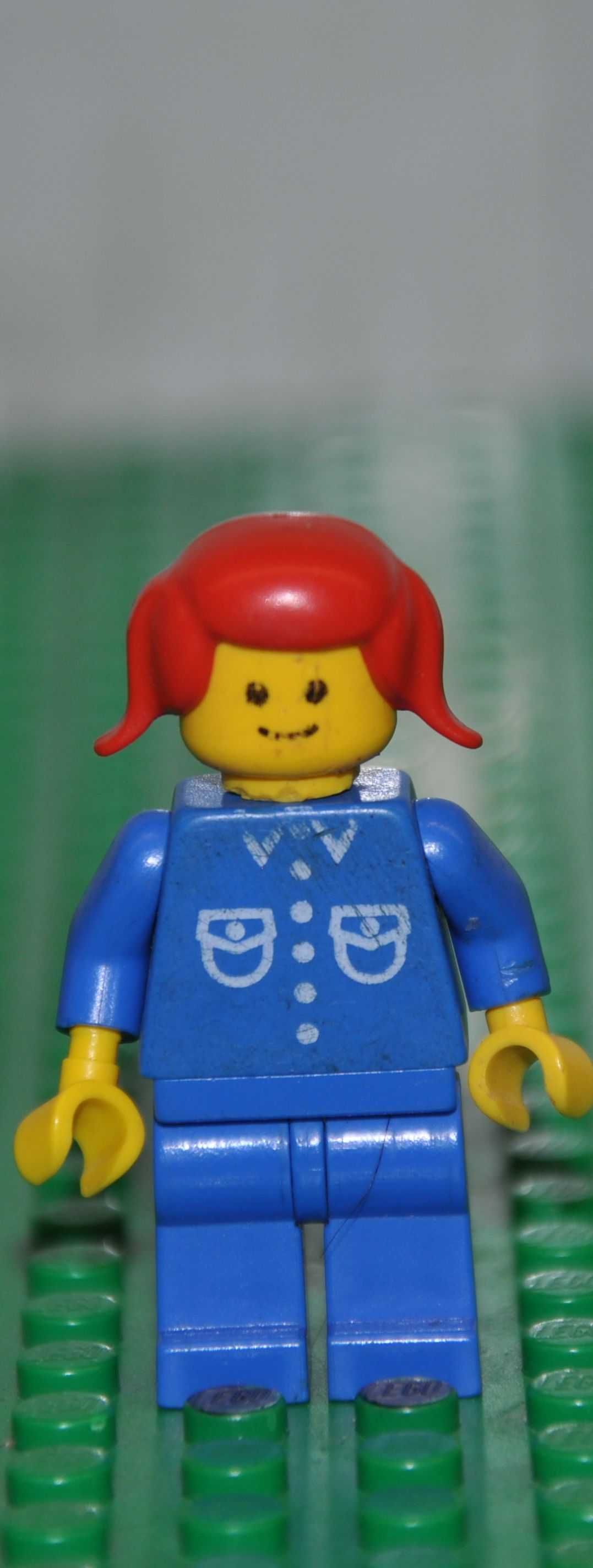 F0073. Figurka LEGO  - but024 - Shirt with 6 Buttons