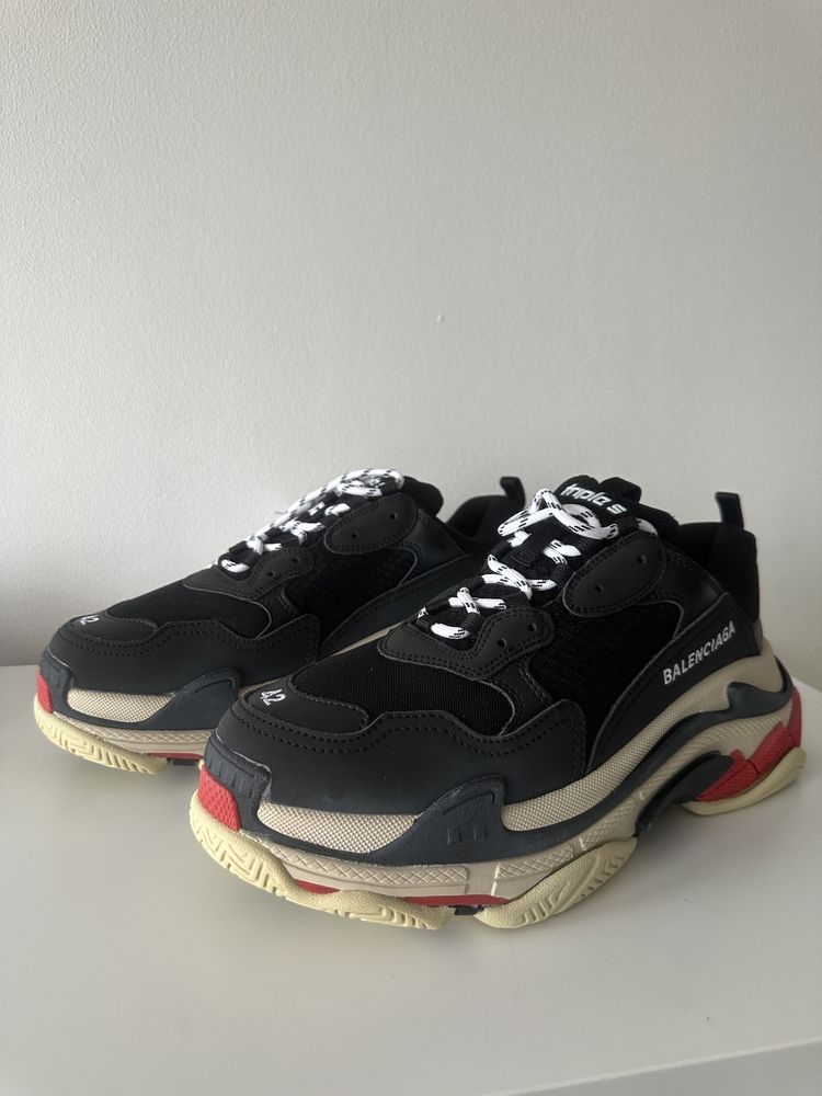 Balenciaga triple s