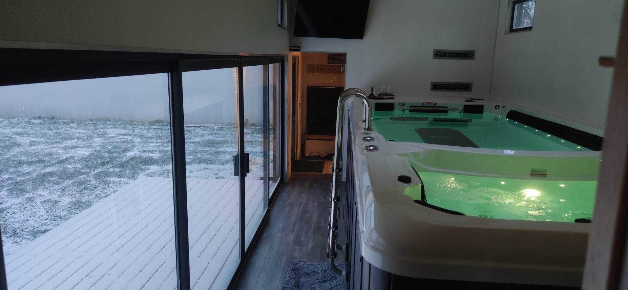 PoolBox Całoroczne ogrodowe Basen Bieżnia Przeciwprąd Sauna Jacuzzi