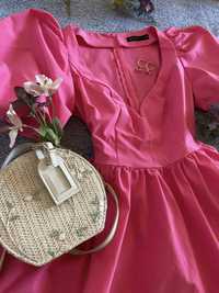 Sliczna rozowa sukienka
