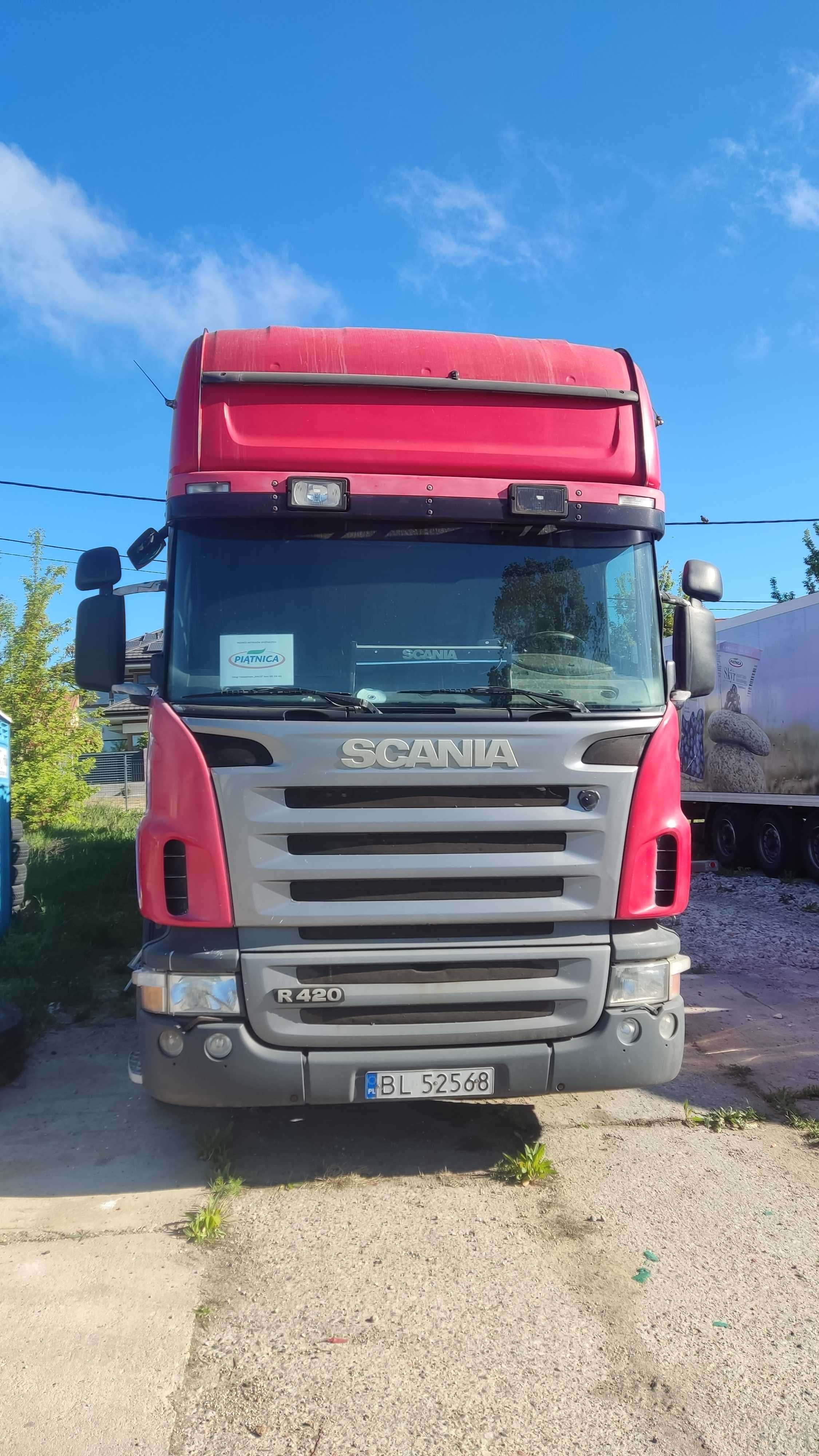 Ciągnik siodłowy SCANIA R420.