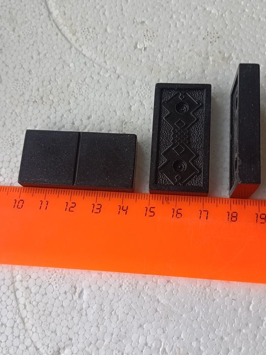 Домино рєтро из 60-х годов СССР, КЕМЕРОВО, размер класика толщина- 6 м