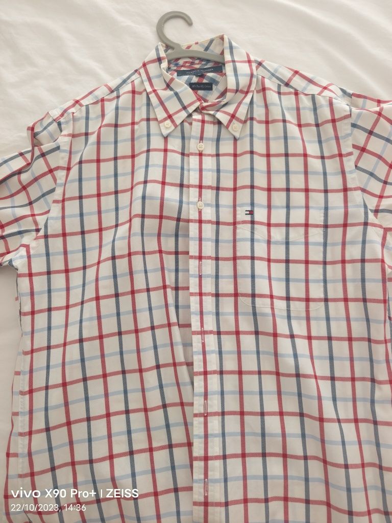 Camisas Sacoor e Tommy