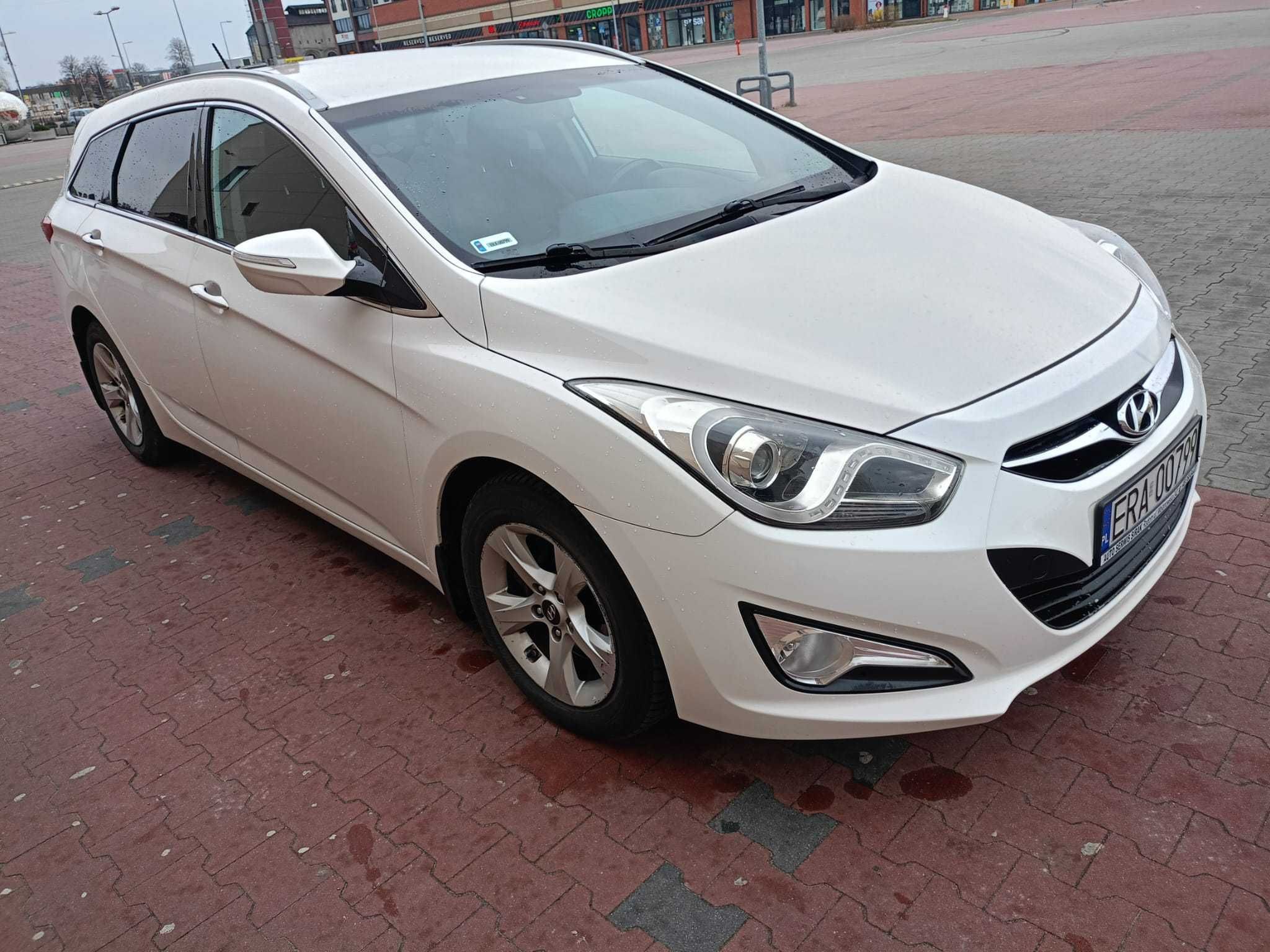 HYUNDAI i40 2014 salon polska