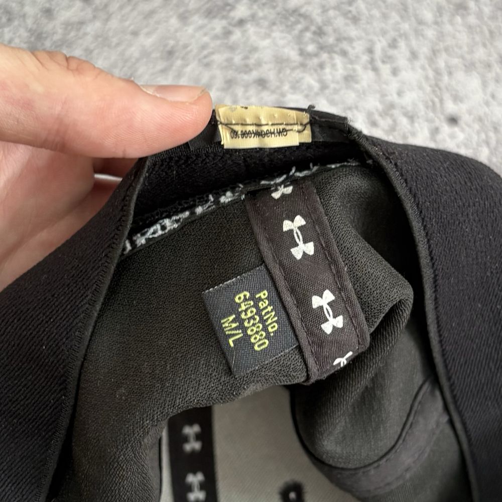 Чоловіча чорна кепка Under Armour