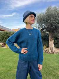 Suéter grande de mohair azul  Blue mohairknitted oversize Sweater