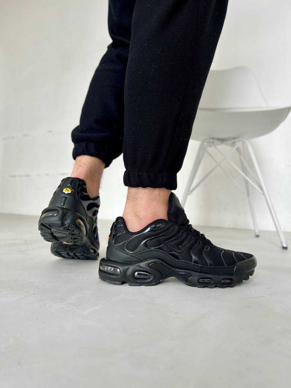 Жіночі кросівки Nіке Air MAX чорний 99549 ТОП