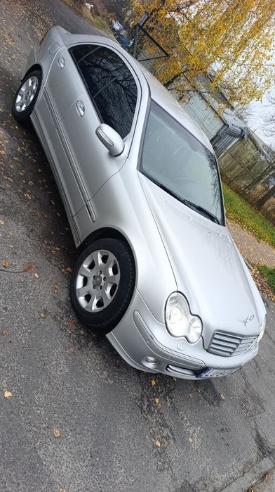 Mercedes C-klasa w203 2.2 150km ( polift )