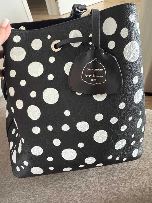 Bolsa Louis Vuitton x Yayoi Kusama 2023 – Edição Limitada, Original
