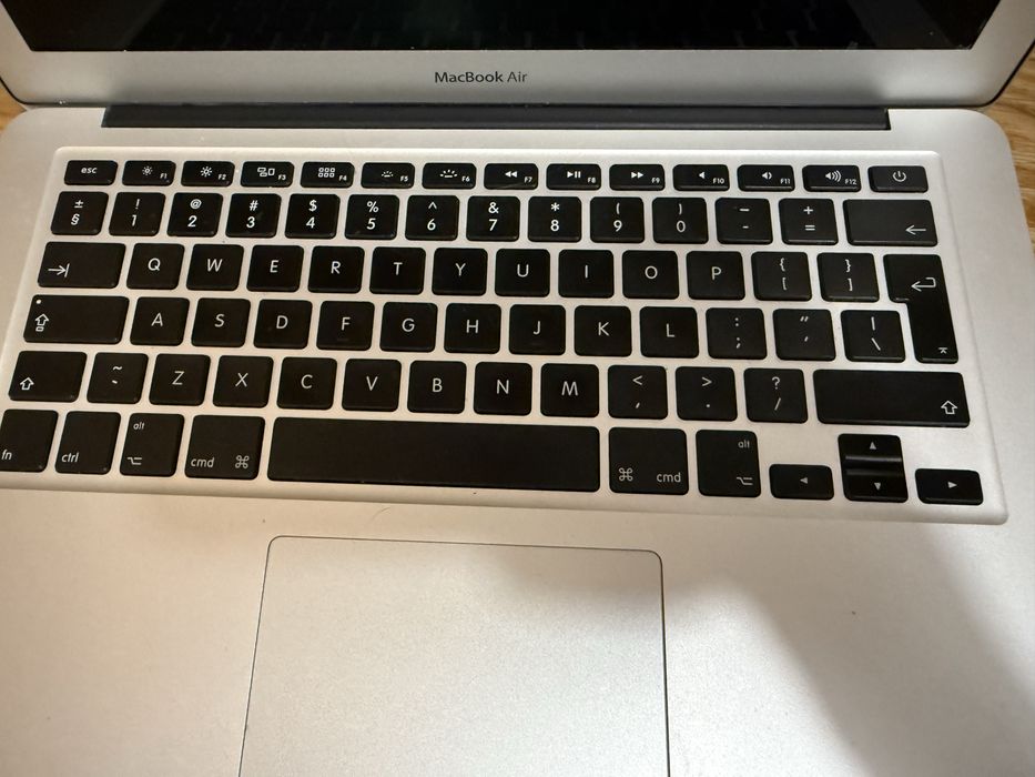 MacBook Air (A1466, 2017) 13cali