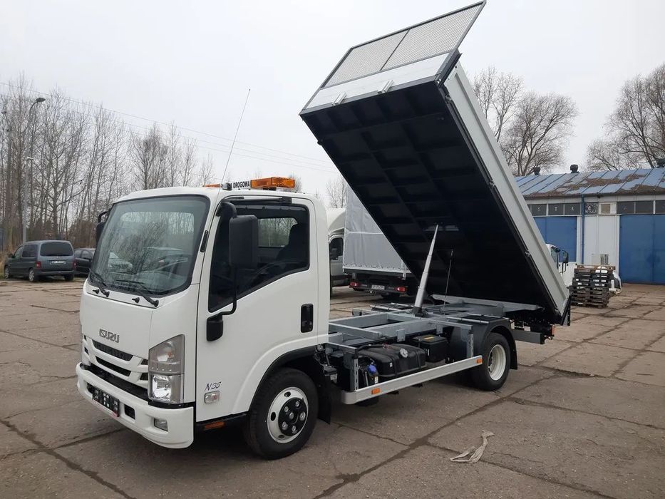 Isuzu P75  ISUZU P75 5.2 L 190 KM WYWROT / skrzynia / firana
