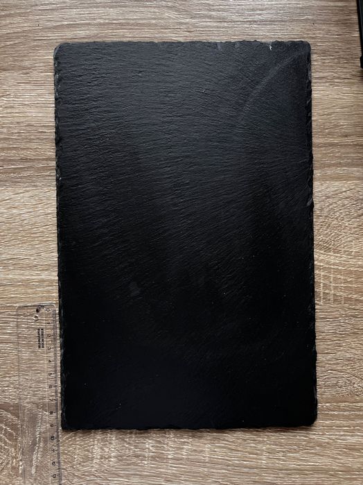 Дошка для подачі страв зі сланцю