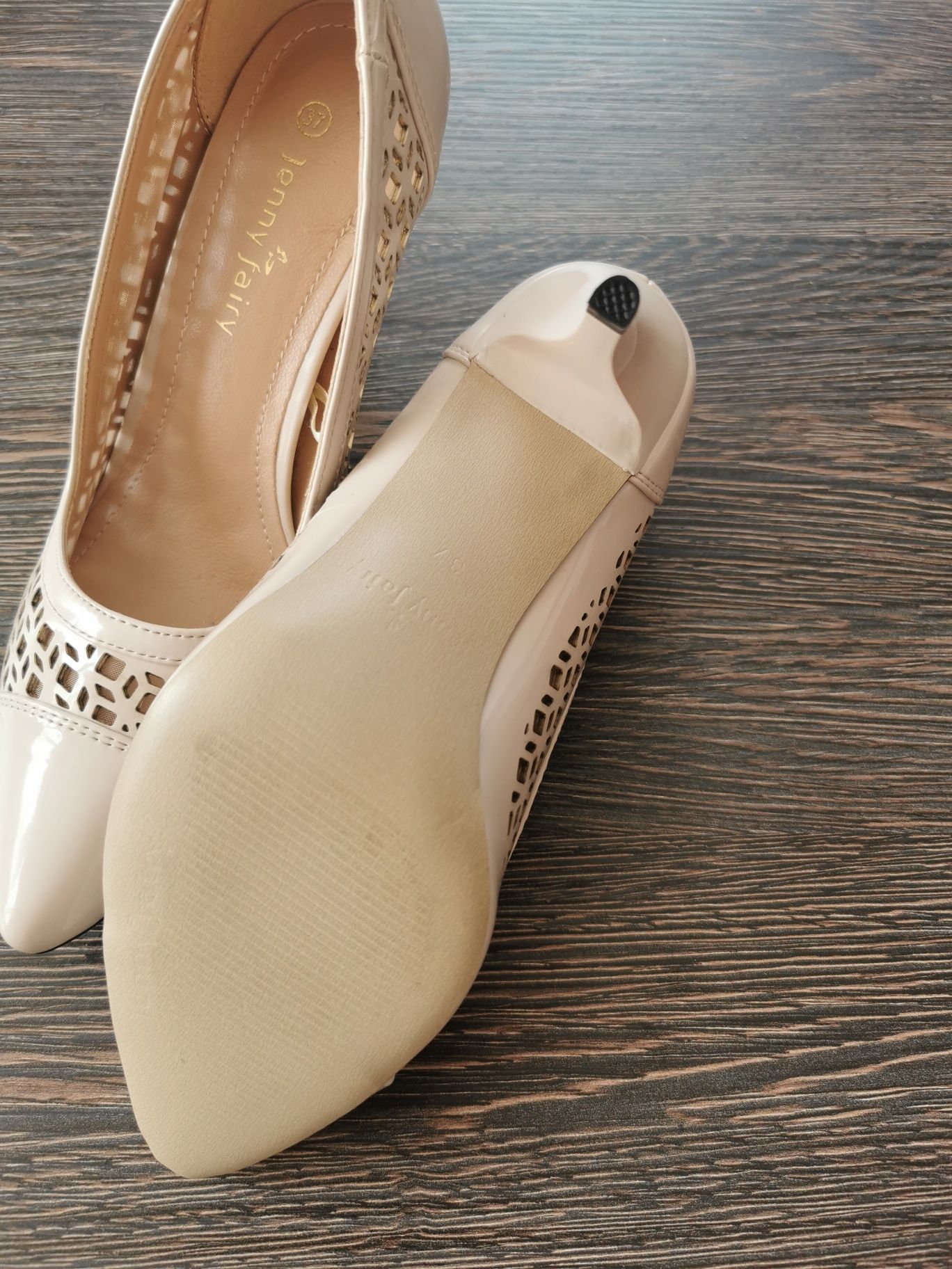 Buty, czółenka damskie, NOWE! Krem, beż na wesele, komunię