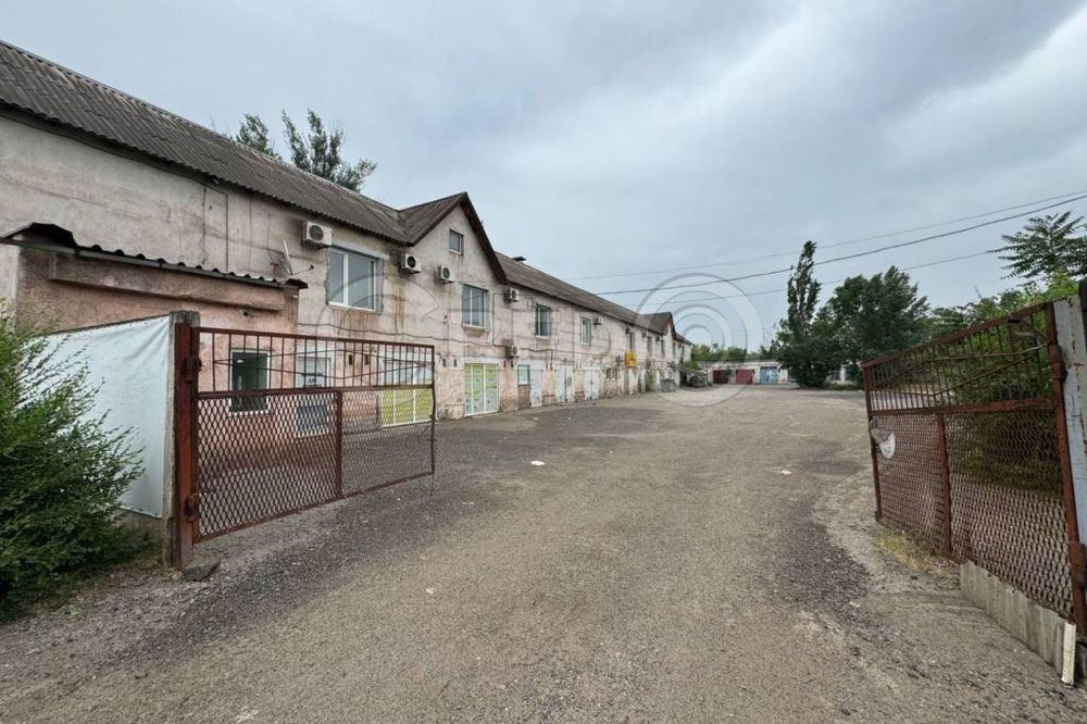 Продаж комплексу, вул. Кобилянського