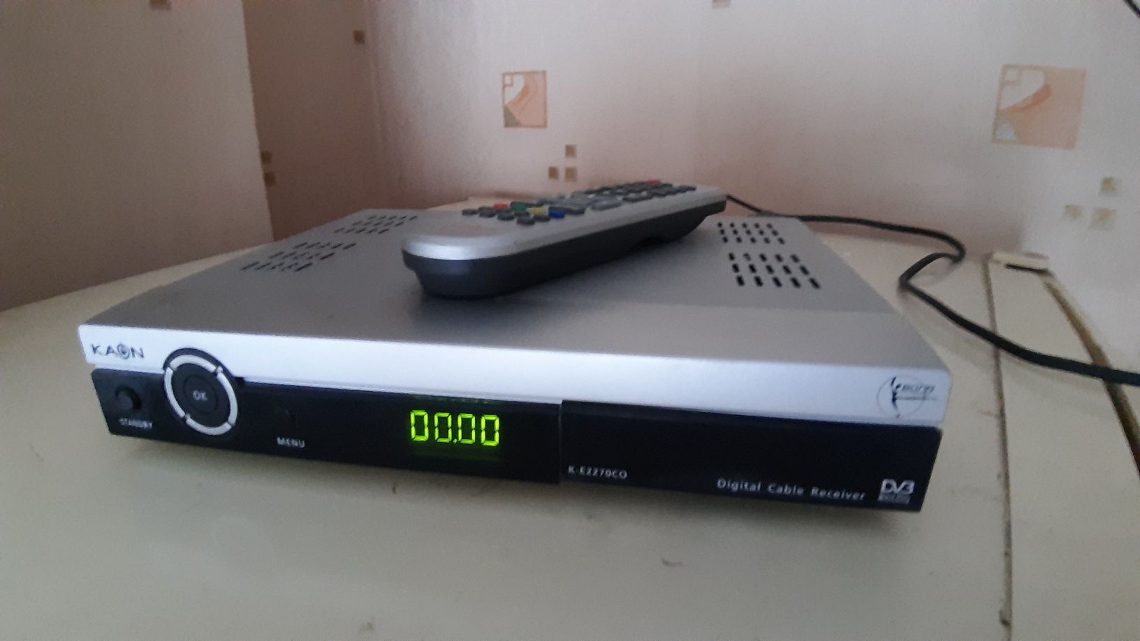ТВ тюнер Kaoн Homecast Воля кабель