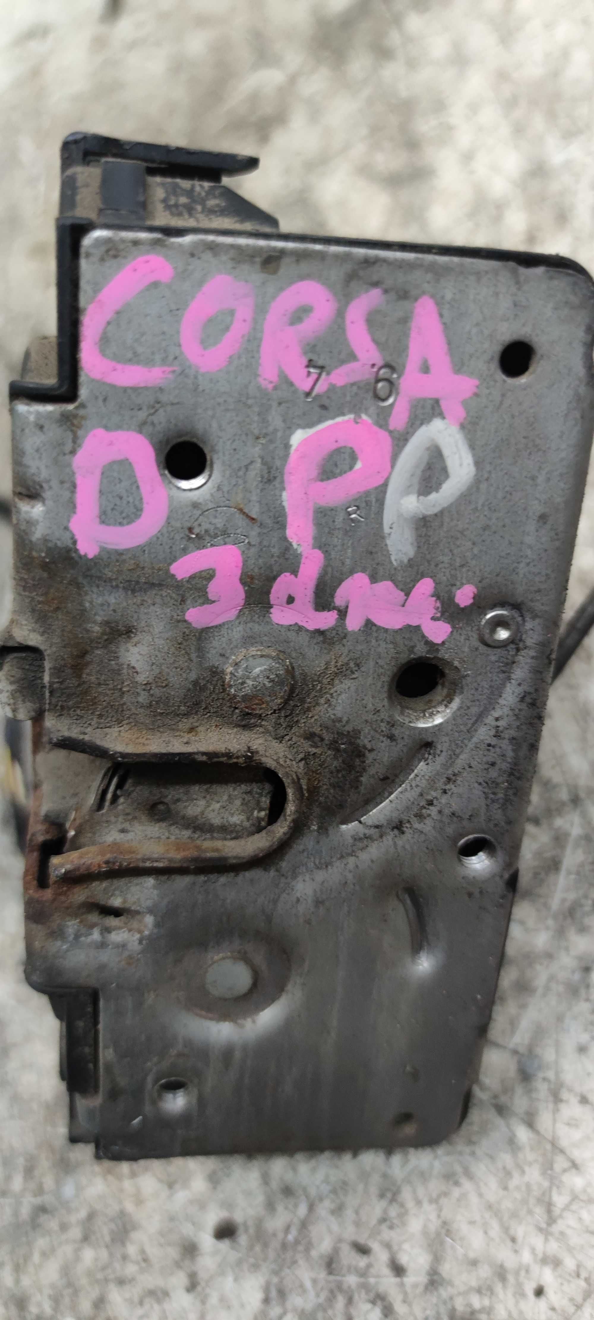 Opel Corsa D Zamek Drzwi Prawy Przód PP