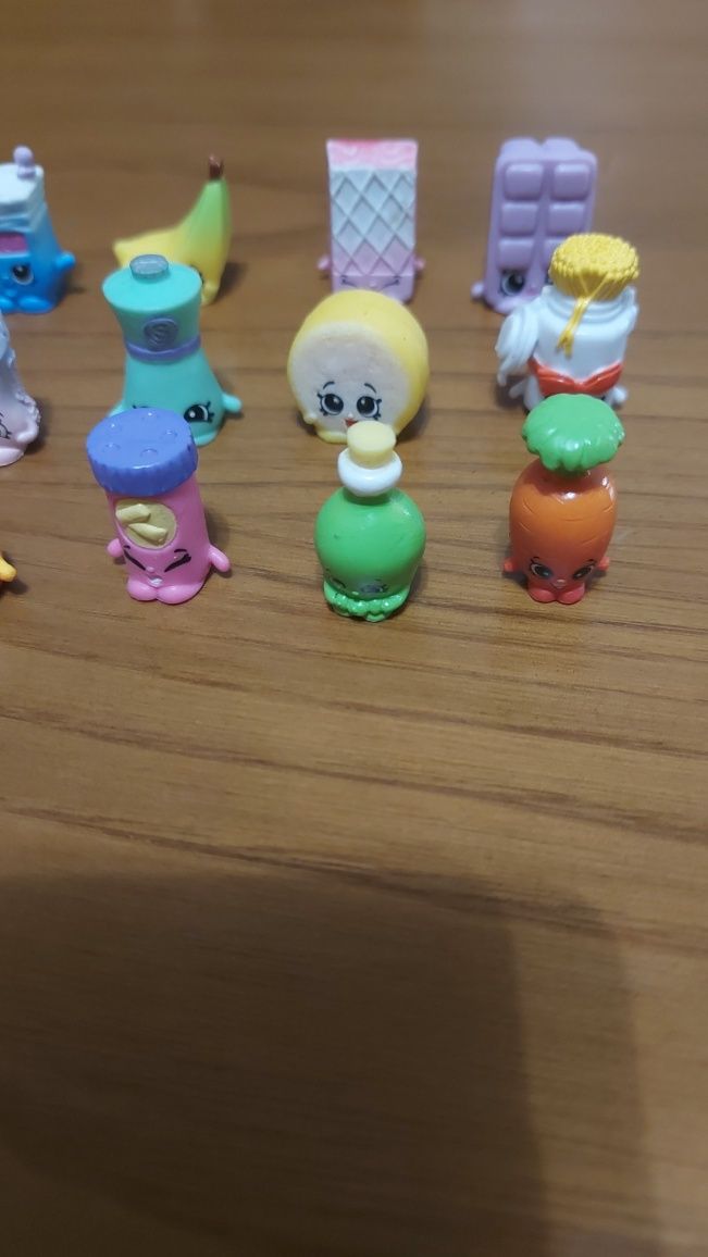 Bonecos shopkins