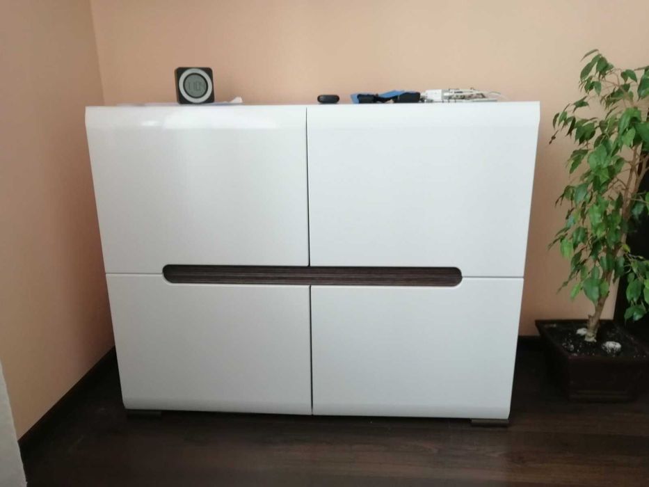 Тумба для кімнати