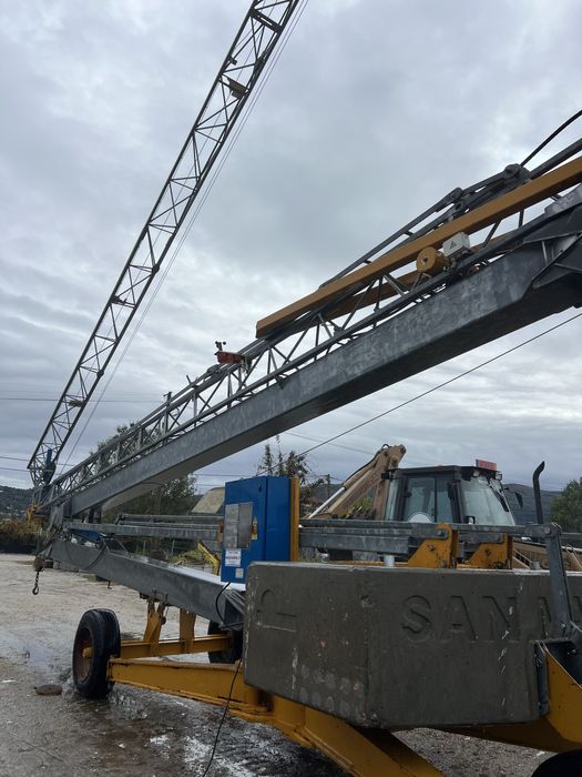 Grua hidraulica 24 metros