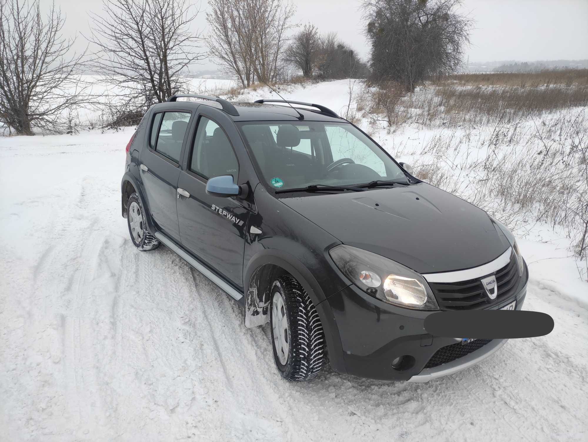 Продам автомобіль DaciaSandero