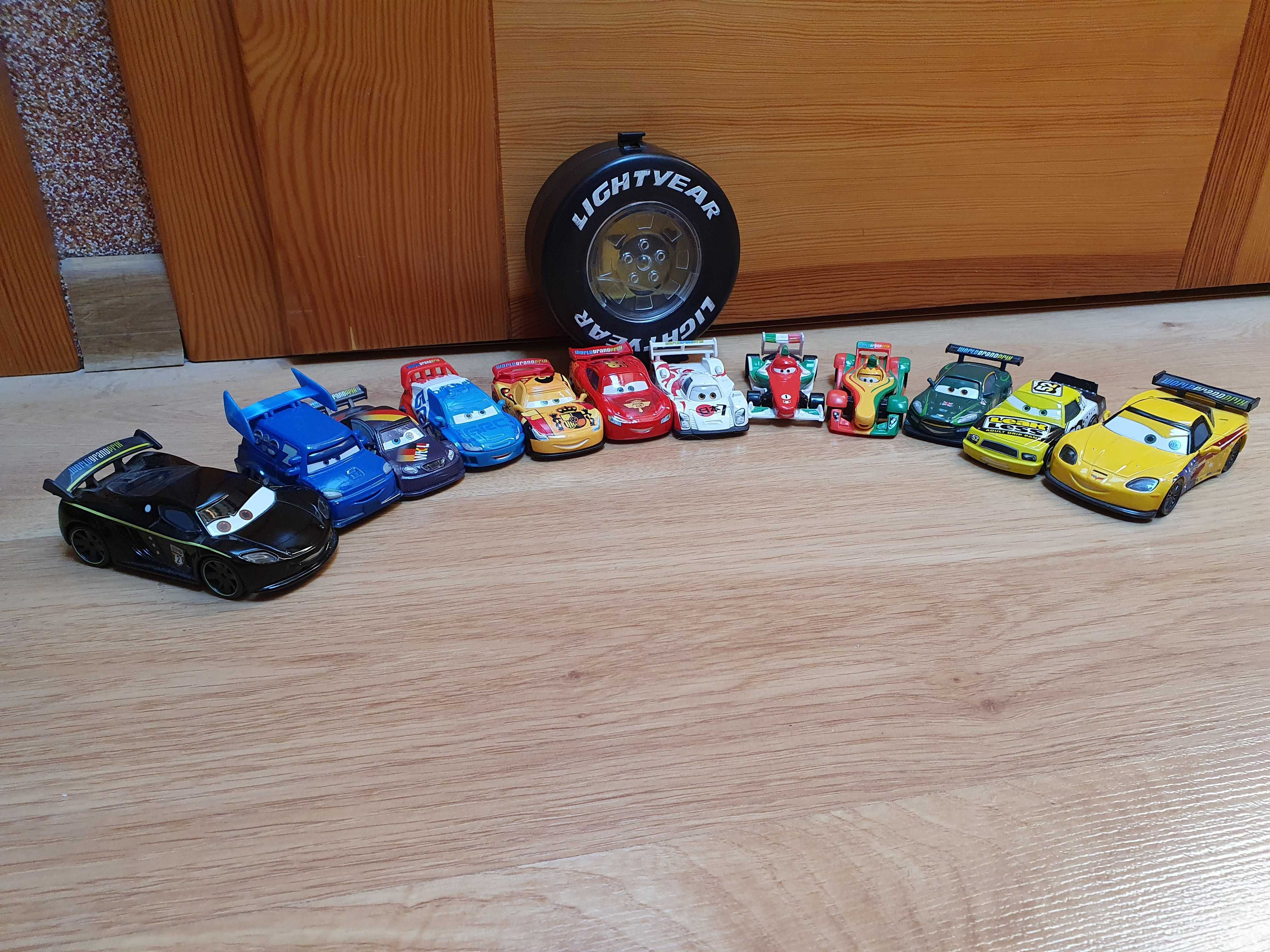 Auta Cars Mattel