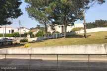 Espaço Comercial com Projeto T3/T4 | 170m² + Garagem | Perto da Pra...
