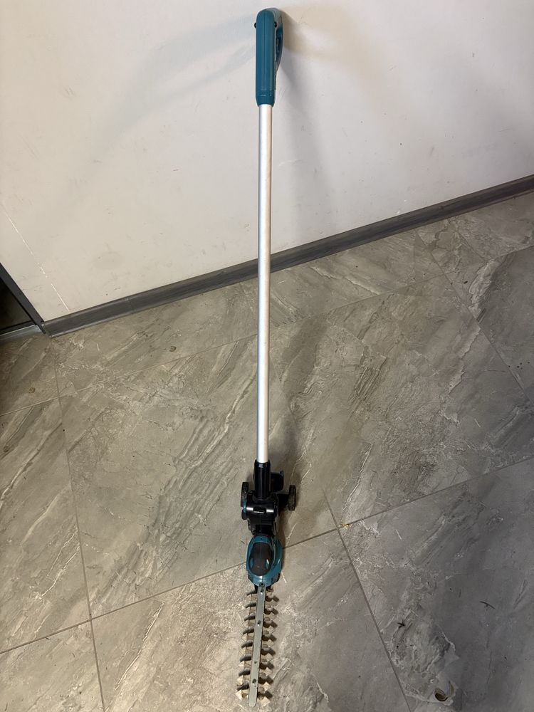 MAKITA Drążek do nożyc do trawy DUM604 DUM111