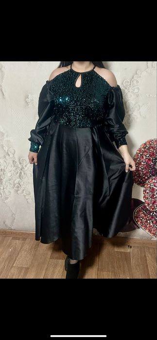 Продам святкові сукні