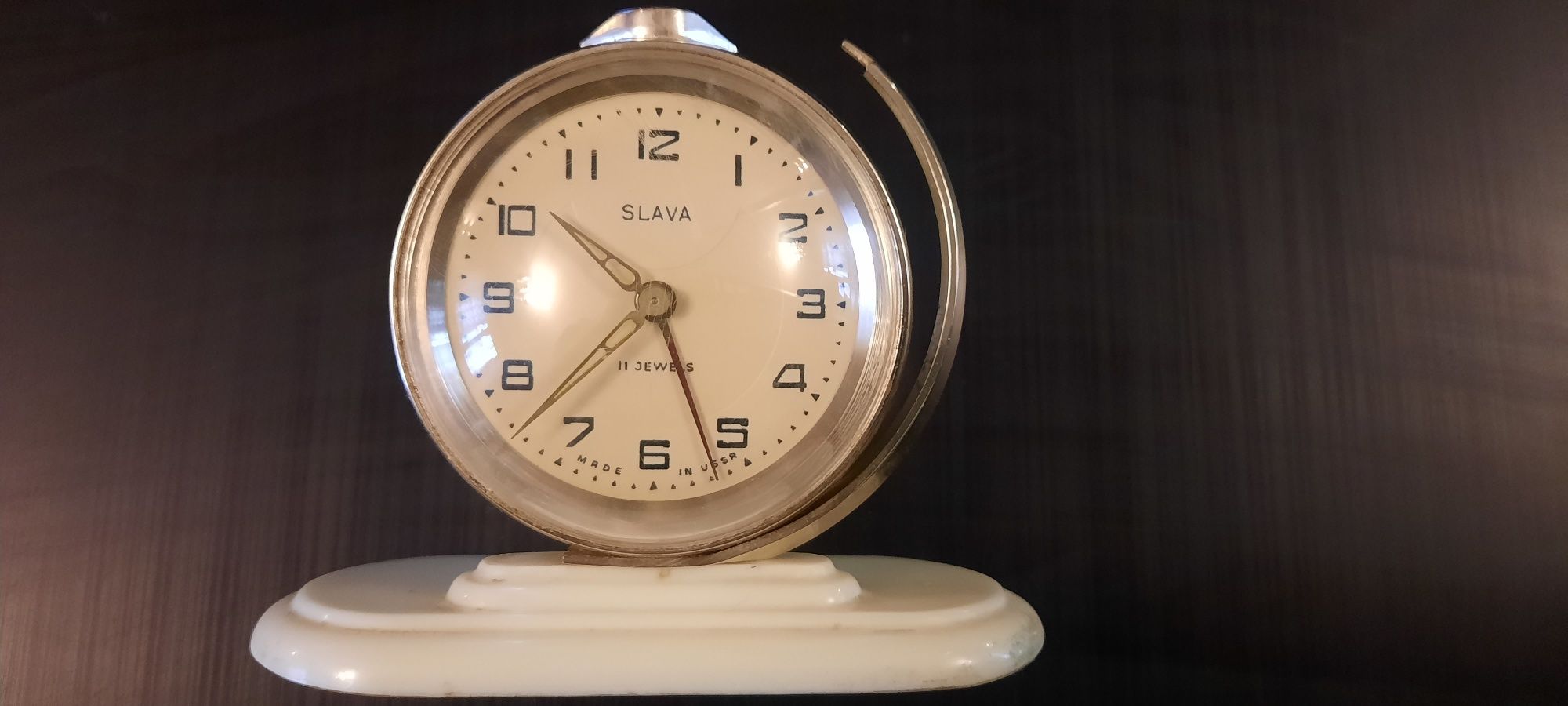 Часы будильник "Слава" глобус.