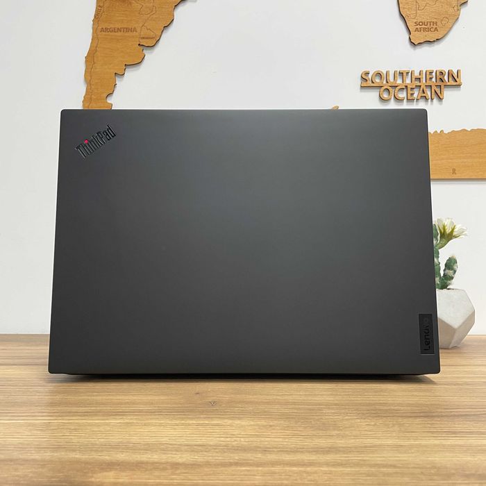 Lenovo ThinkPad P1 Gen 4 i7-11850H 32GB 512GB 2K Quadro T1200 Gwar A-