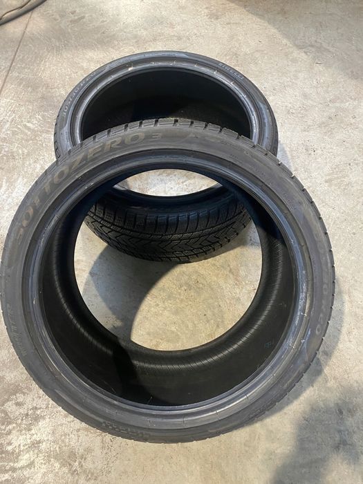 305/30/20 Pirelli Winter SottoZero 3