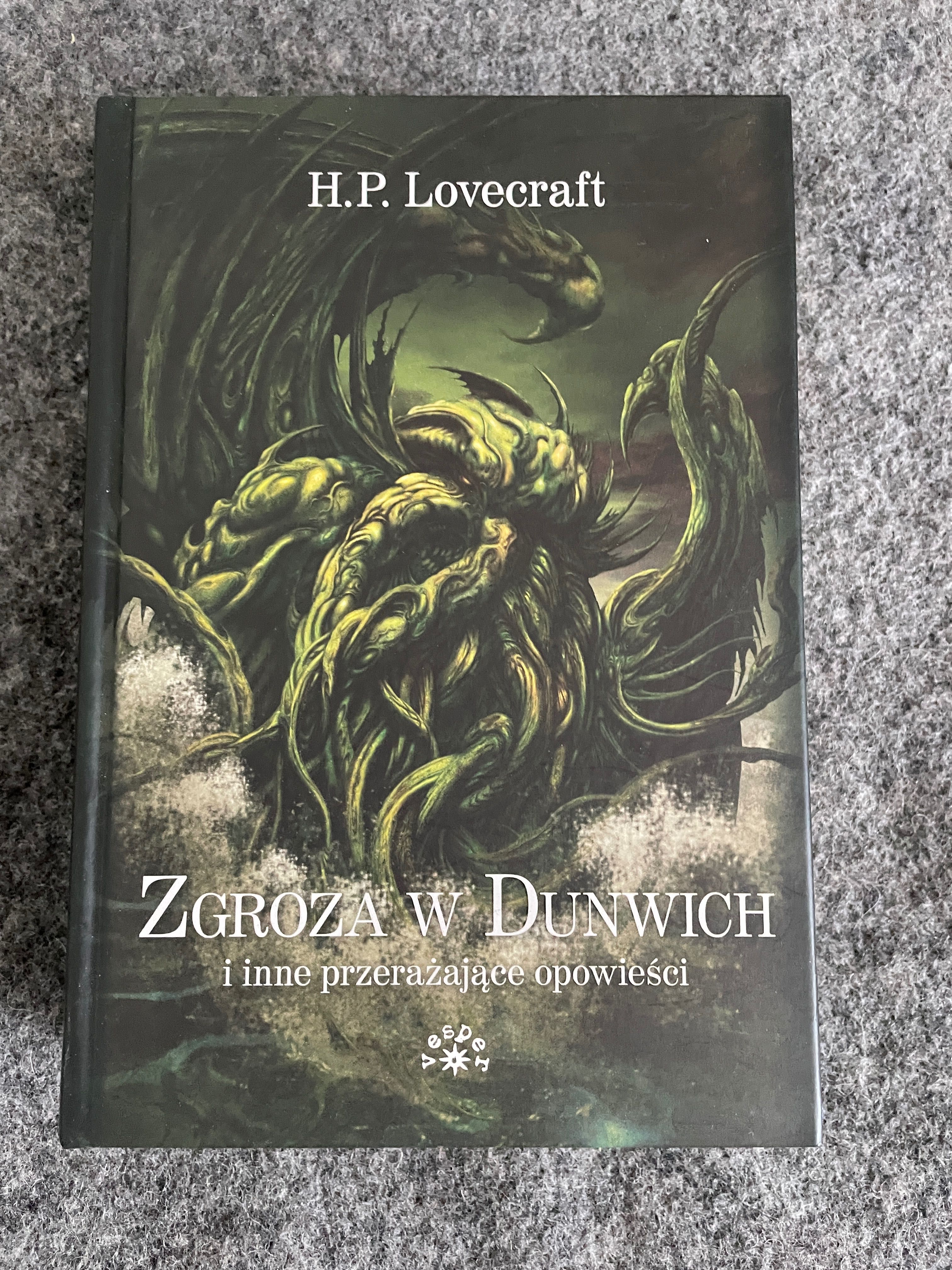 Zgroza w Dunwich H.P. Lovecraft, okładka twarda