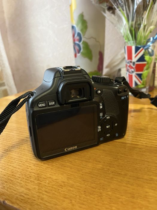 Фотоапарат Canon 550D