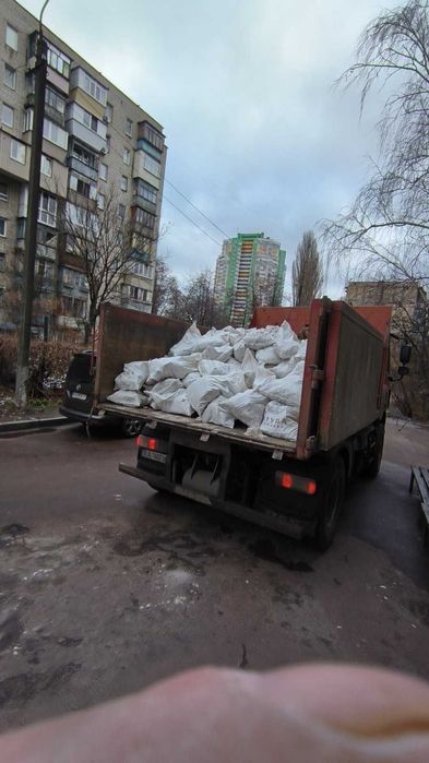 Послуги вантажників. Вивезення сміття недорого.
