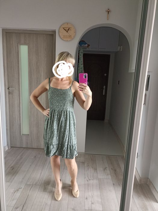 Sukienka C&A, rozmiar M. Stan idealny.