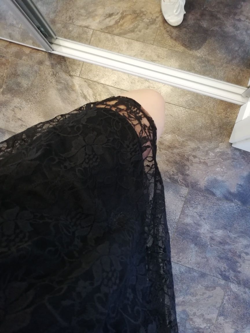 Sukienka koronkowa ze stretchem ciąża