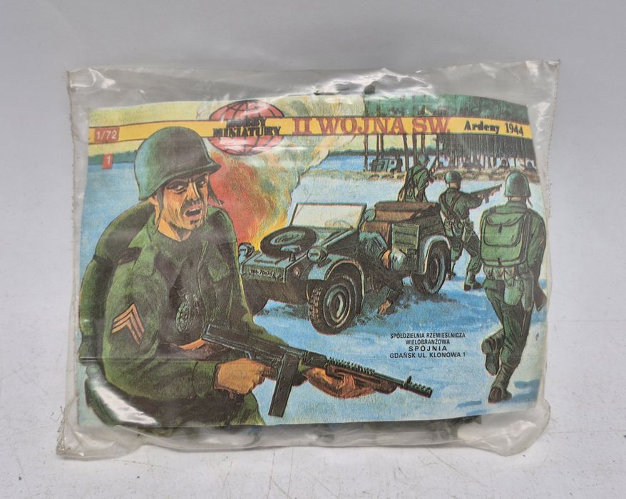 Żołnierzyki Mikrusy 1/72 Nieużwane Spółdzielnia Spółdzielnia Gdańsk
