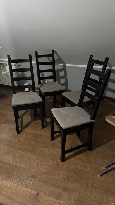 Komplet krzeseł do jadalni IKEA